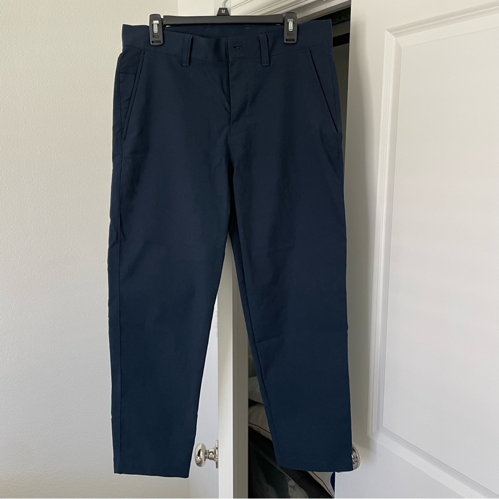 Lululemon Relaxed-Tapered Smooth Twill Trouser *Cropped (W Size 31) Navy